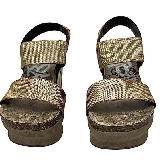 OTBT Bushnell Women’s Gold Pewter Leather Wedge Sandal Size 7 M Used Very Nice - Picture 3 of 8